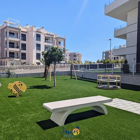 Stylish Penthouse With Pool & Solarium Vm40 *