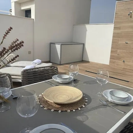 Stylish Penthouse With Pool & Solarium Vm40 *